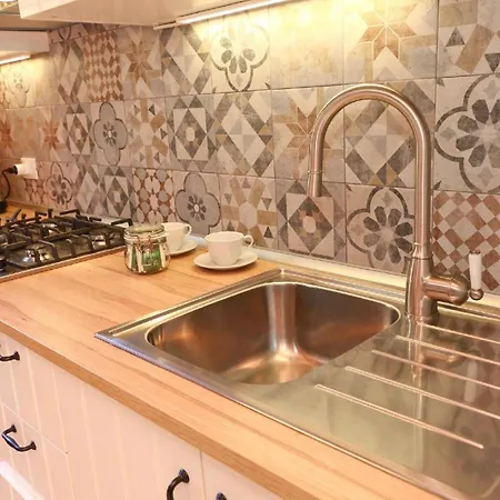 Ferienhaus Fuer 3 Personen Ca 60 Qm In Cefalu, Sizilien Nordkueste Von Sizilien Holiday home Cefalu